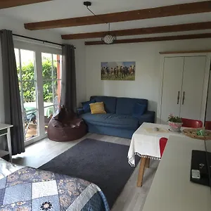  Apartment Happy Trails, Cosy One Garten